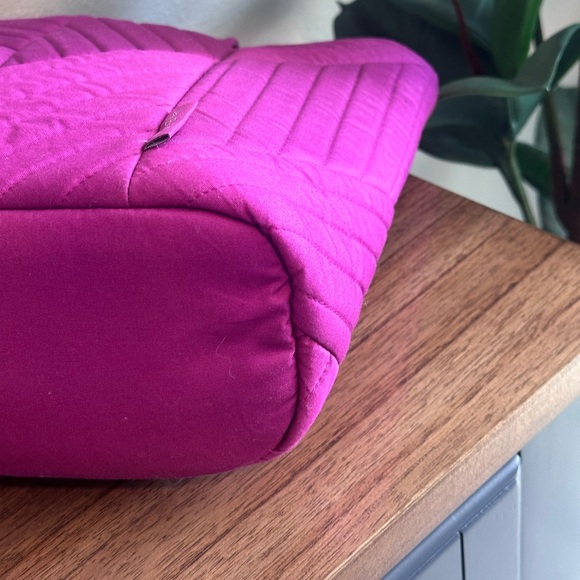 NWT - Vera Bradley Dark Raspberry Quilted Tote - Picture 7 of 11